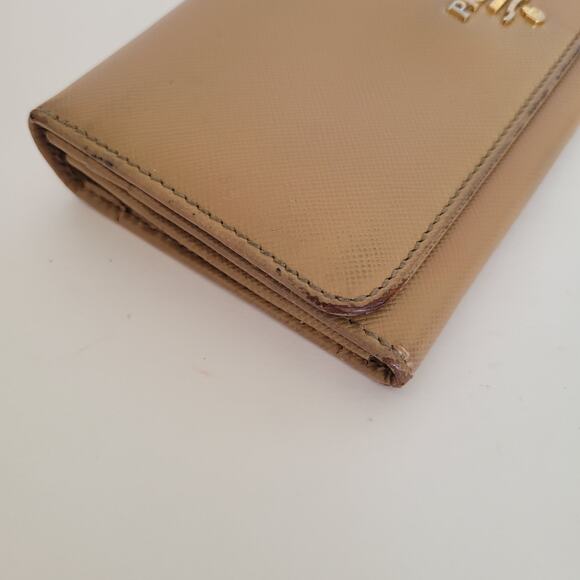PRADA Vintage Saffiano Tan Beige Leather Logo Wallet Envelope Large Clutch Fair - Picture 10 of 12